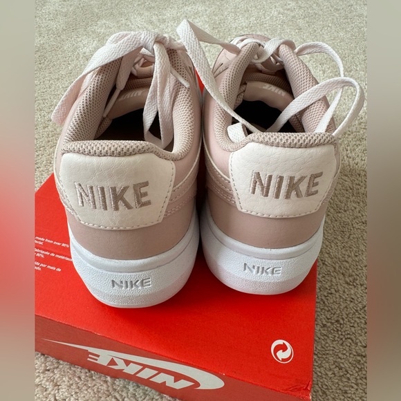 Women's Nike Court Vision Alta - Pink Oxford (Size: 11.5 - LIKE NEW) - Picture 3 of 16